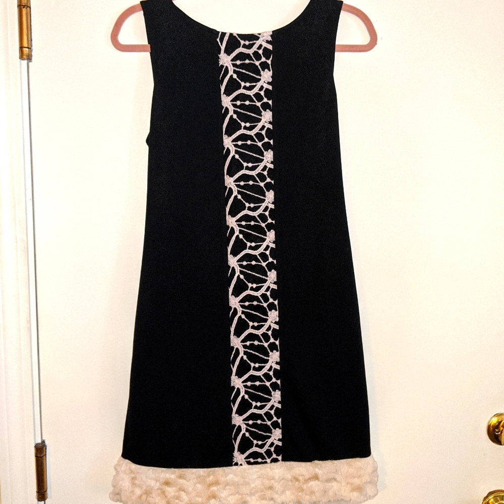 NWT Mystree Sleeveless Faux Fur trimmed Dress